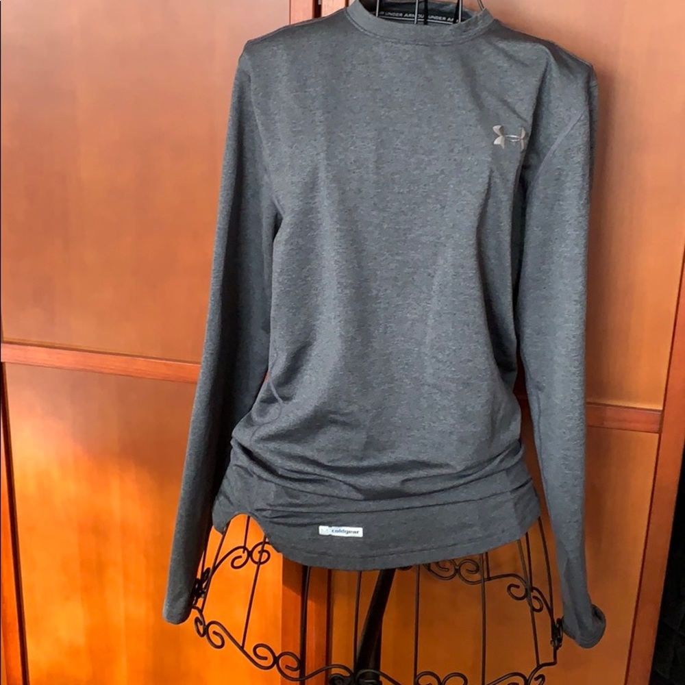 Under armor cold gear long sleeve shirt.